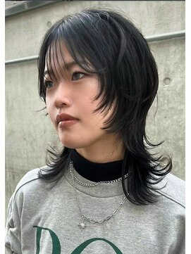 エミュ 表参道 青山(emu) 【emu 】ミディアムレイヤー/黒髪/ウルフ/2ウェイバング