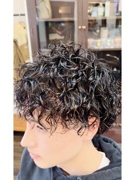 コークハットヘアーズ(Coke Hat Hairs) スペインカール　襟足有り