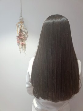 ロアゾブルー(L'oiseau Bleu) ドライだけでまとまる艶髪　髪質改善カラー（白髪染め可）