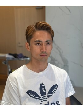 ウノプリールヴァモス(unopulir Vamos) 七三分けサイドパートセンターパート