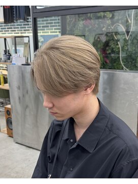 ステラ(STELLA) センターパート/ミルクティーベージュ/メンズハイトーンカラー