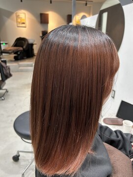 グラフ 立川(Graph.) 縮毛矯正 Aujua髪質改善トリートメント