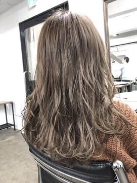 アクトゥス(AEQUITAS) ケアブリーチブロンドベージュ【池袋/20代/30代/40代】