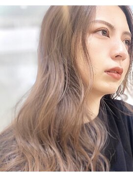 ヘアーメイクオズ(hair make O/S) 【KON】ナチュラルベージュハイレイヤーロング_ピンクベージュ