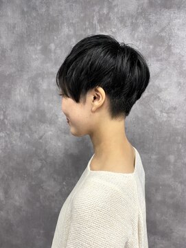 ナナシ(nanac) 黒髪刈り上げショート