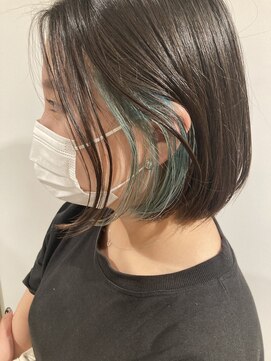 レターバイノベル(letter by novel) インナーペールブルー × 艶感ボブ