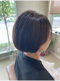 ショートボブ