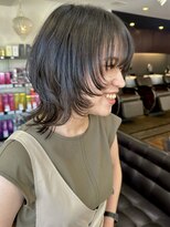 リコバイアフロート(riko by afloat)&nbsp;ウルフカット/パーマウルフ/ボブウルフ/ウルフスタイル