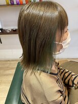 サラ(sarah)&nbsp;切りっぱなしボブ/グリーンカラー