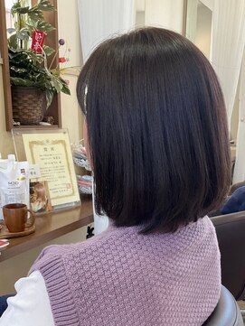 コアフィールフィス(COIFFURE fils) アッシュブラウン ボブスタイル