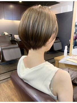 レイラバイアフロート 吉祥寺(Lila by afloat) 【畑中正敏】20代30代40代◎小顔丸みくびれショート、ボブ