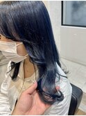 ネイビーカラー