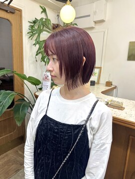 シエン 恵比寿(CIEN) トレンド秋色チェリーレッドカラー切りっぱなしタッセルボブ