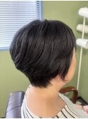後頭部ふんわりショート