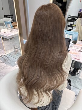 ロンドルピナス 小倉(Lond Lupinus) ミディアムヘア暗めカラー/デザインカラー/フェイスフレーミング