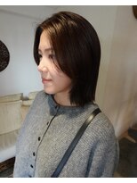 リゴッツ ドゥア プトゥリ(Regottz dua putri)&nbsp;顔まわりの似合わせカット3.4似合わせカット