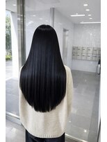 リュンヌ(LUNE) 前上がりロング