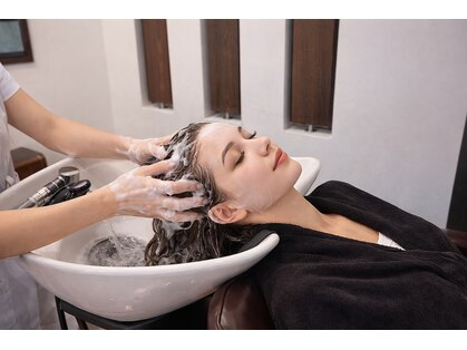 トゥーフォーワンヘアー(241Hair)の写真