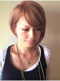 ショートボブ