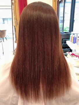 大嶋直樹の美容室 表参道 高難易度縮毛矯正＝手で乾かしただけです。本当です。