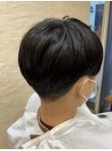 刈り上げショートスタイル