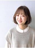 ふんわりまとまるショートボブ