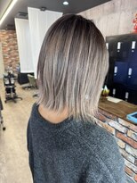 ルーナヘアー(LUNA hair)&nbsp;『京都 ルーナ』ホワイトベージュ バレイヤージュ 30代40代50代