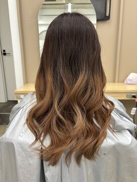 エイトオロク 那覇小禄店(EIGHT oroku) グラデーションカラー