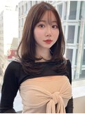 ミディアムレイヤーカット内巻き顔まわりレイヤーカット
