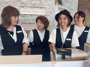 ドゥフェース(Do FAiTH)の写真/【優しさとセンスがつまった女性スタッフ中心のサロン★】ホッとする居心地の良さで相談しやすい環境です