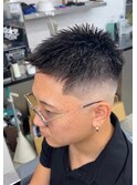 短髪ハイフェード