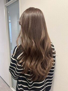 ムード(MOOD,) 暗めカラー/グランマッシュ[レイヤーカット/髪質改善/銀座]