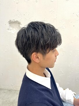 ロミー 本厚木(ROMMY.) メンズヘアカット韓国マッシュ黒髪ビジネスマン小顔ショートヘア