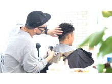 solea men'sの雰囲気（【メンズカット/メンズパーマ】トレンド×個性でかっこよく！）