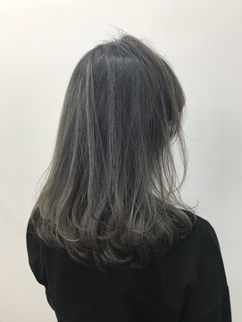 キューズ クラブ(cuz KLUB) 【cuzKLUB】外国人風バレイヤージュ