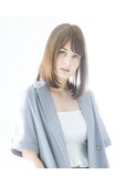 2021春夏ヘア♪うるつやストレートロブ