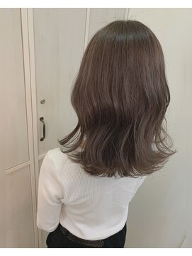 ジーナ 札幌(Zina) 【Zina SAPPORO】アッシュベージュ