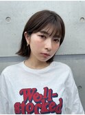 切りっぱなしボブにシースルーバング
