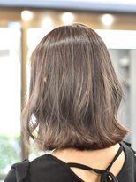 ルルン(Lu-Lun)&nbsp;【Lu-Lun】ミルクティーハイライト×肩上ミディ