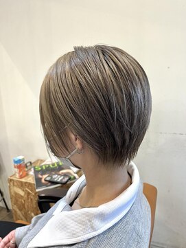 シーソー(SEE SOE) 前下がりショート