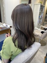 ヘアアンドヘッドスパ エリー(hair&headspa elly)&nbsp;韓国風ミディアムレイヤー・ダークグレージュ