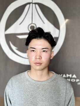 フジヤマバーバーショップ エビス(FUJIYAMA BARBER SHOP ebisu) 7.3フェード【ebisu】