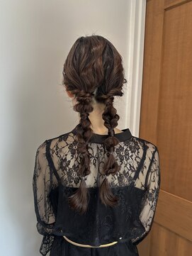 ウユ(uyu) 編みおろしhair arrange