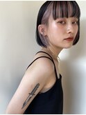 インナーのグレーベージュのカラーがスタイリッシュでお洒落
