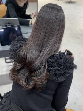 ソピ 名古屋名駅(sopi by invitation) チョコブラウン 冬カラー 艶カラー 暗めカラー☆