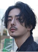 原宿サーフカールメンズカットセンターパートマッシュウルフ30代
