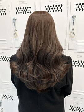 プラチナ(PLATINA) レイヤーカット顔まわり前髪セミロング20代30代40代