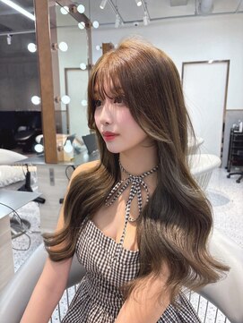 ロール 博多(Role) ブリーチなしダブルカラーでできる透明感カラー