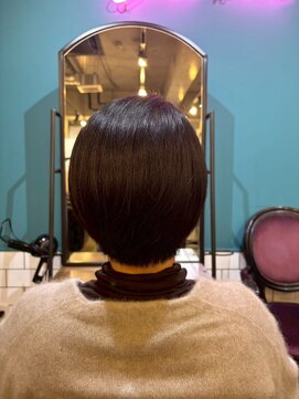 ヴィサージュエーデル(VISAGE edel) 【ショートボブ】