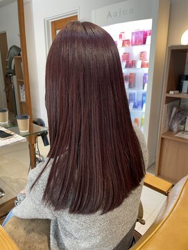 ビーハイブ ギフト(BeeHIVE GIFT) ツヤ髪　セミロング　ボルドーカラー